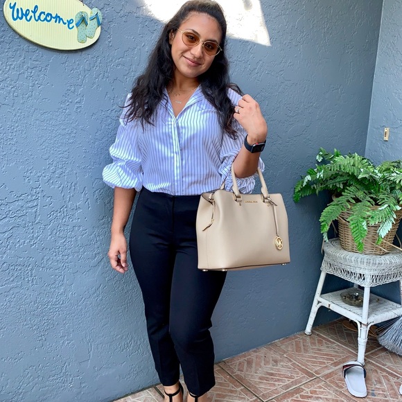 Meet your Posher, Coranisa - Picture 10 of 12